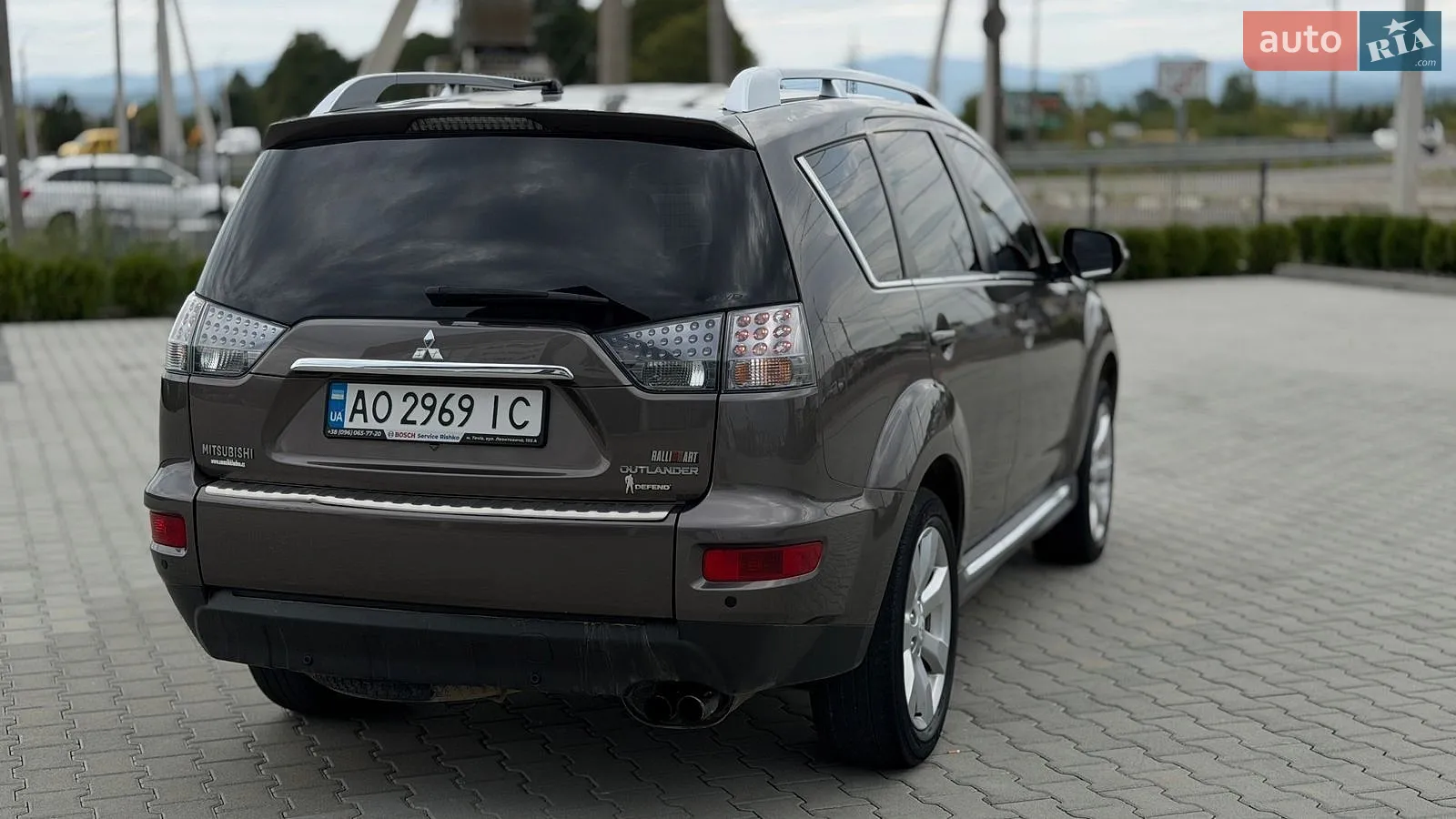 2010 Mitsubishi Outlander - мініатюра 4