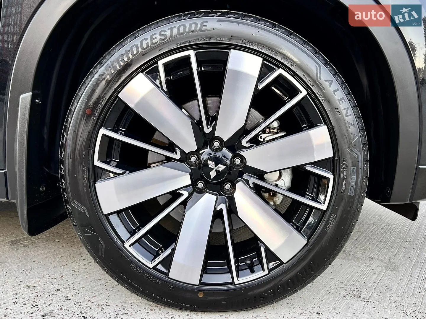 2025 Mitsubishi Outlander - мініатюра 8