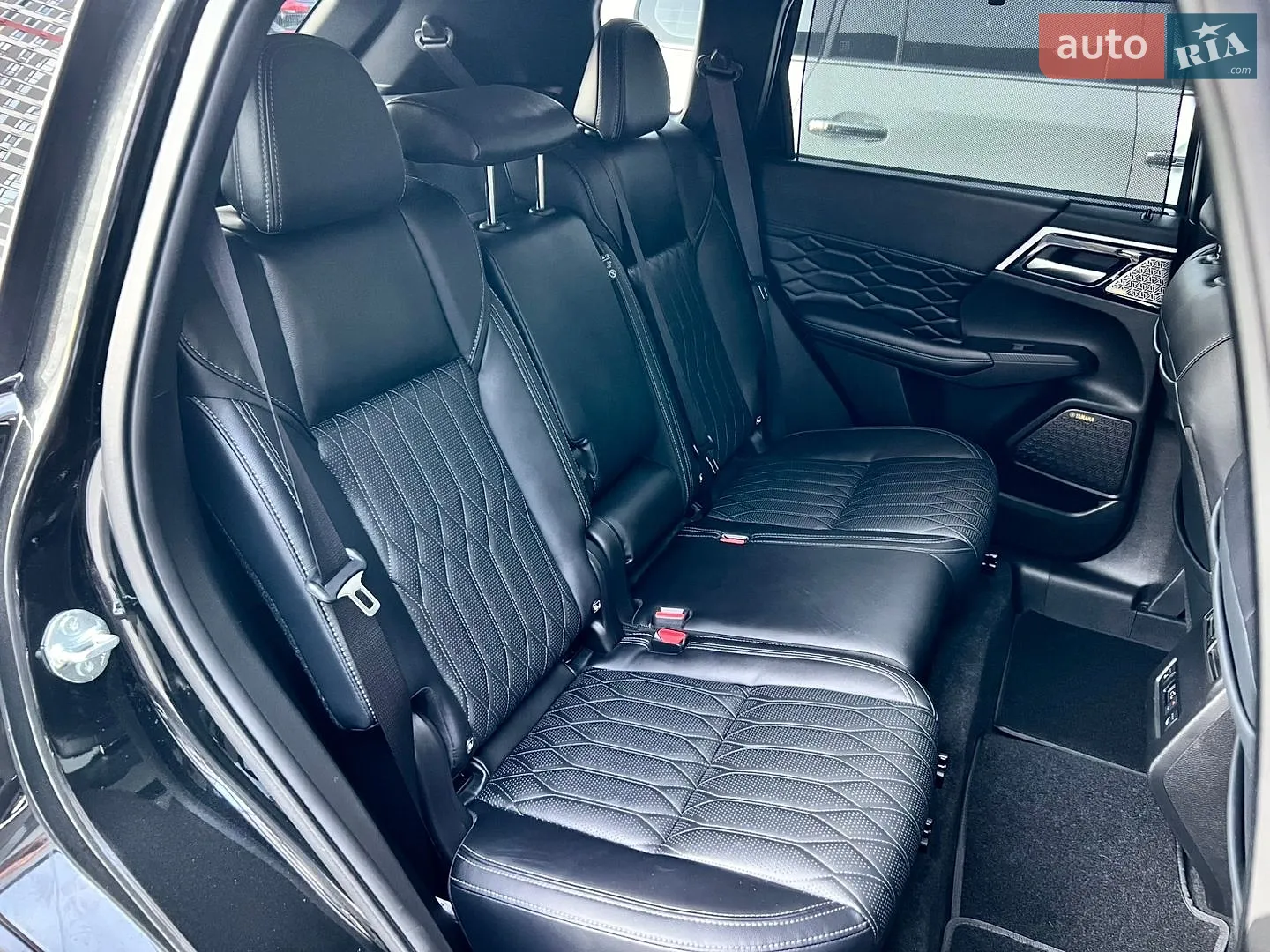 2025 Mitsubishi Outlander - мініатюра 53