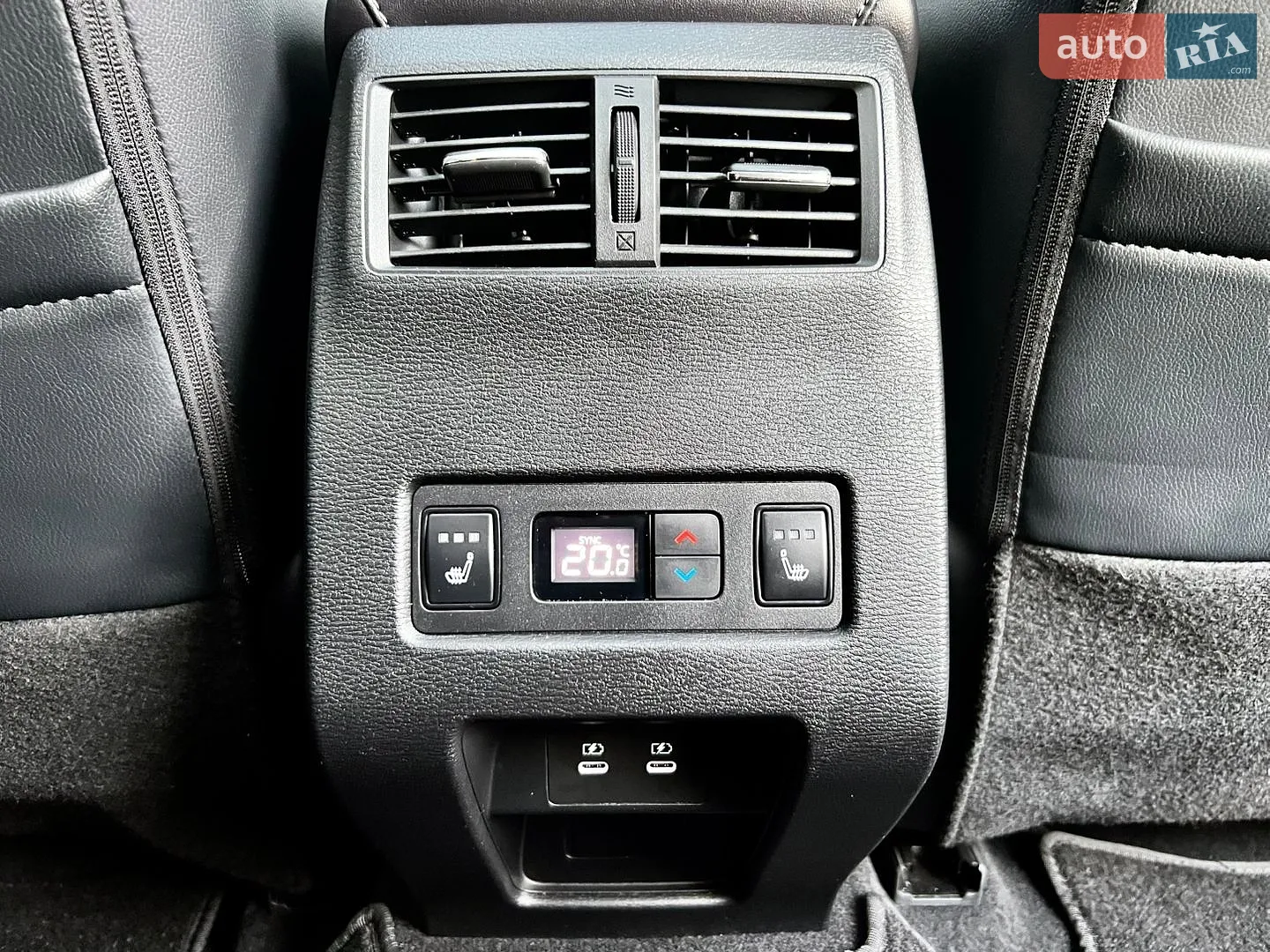 2025 Mitsubishi Outlander - мініатюра 55