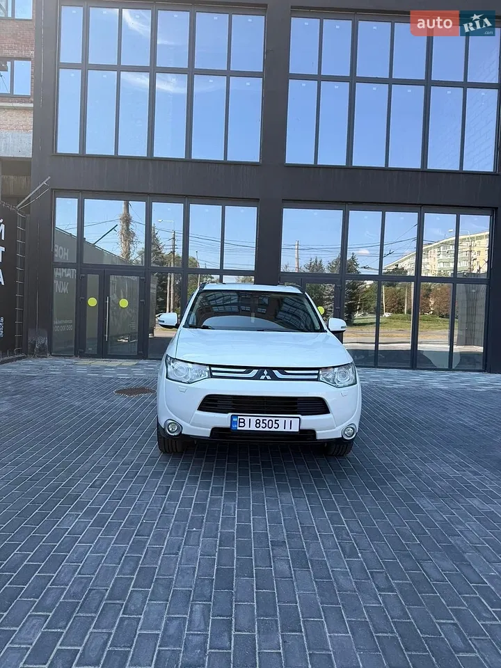 2012 Mitsubishi Outlander - мініатюра 33