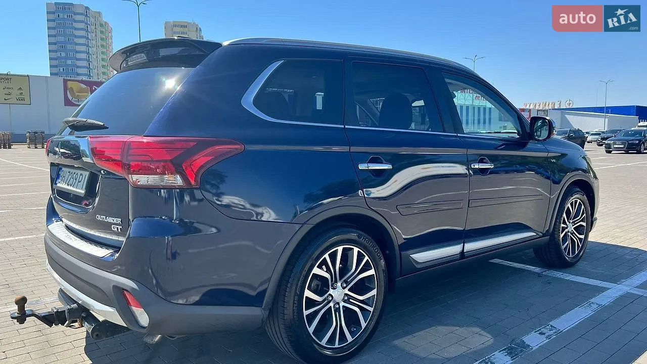 2016 Mitsubishi Outlander - мініатюра 5