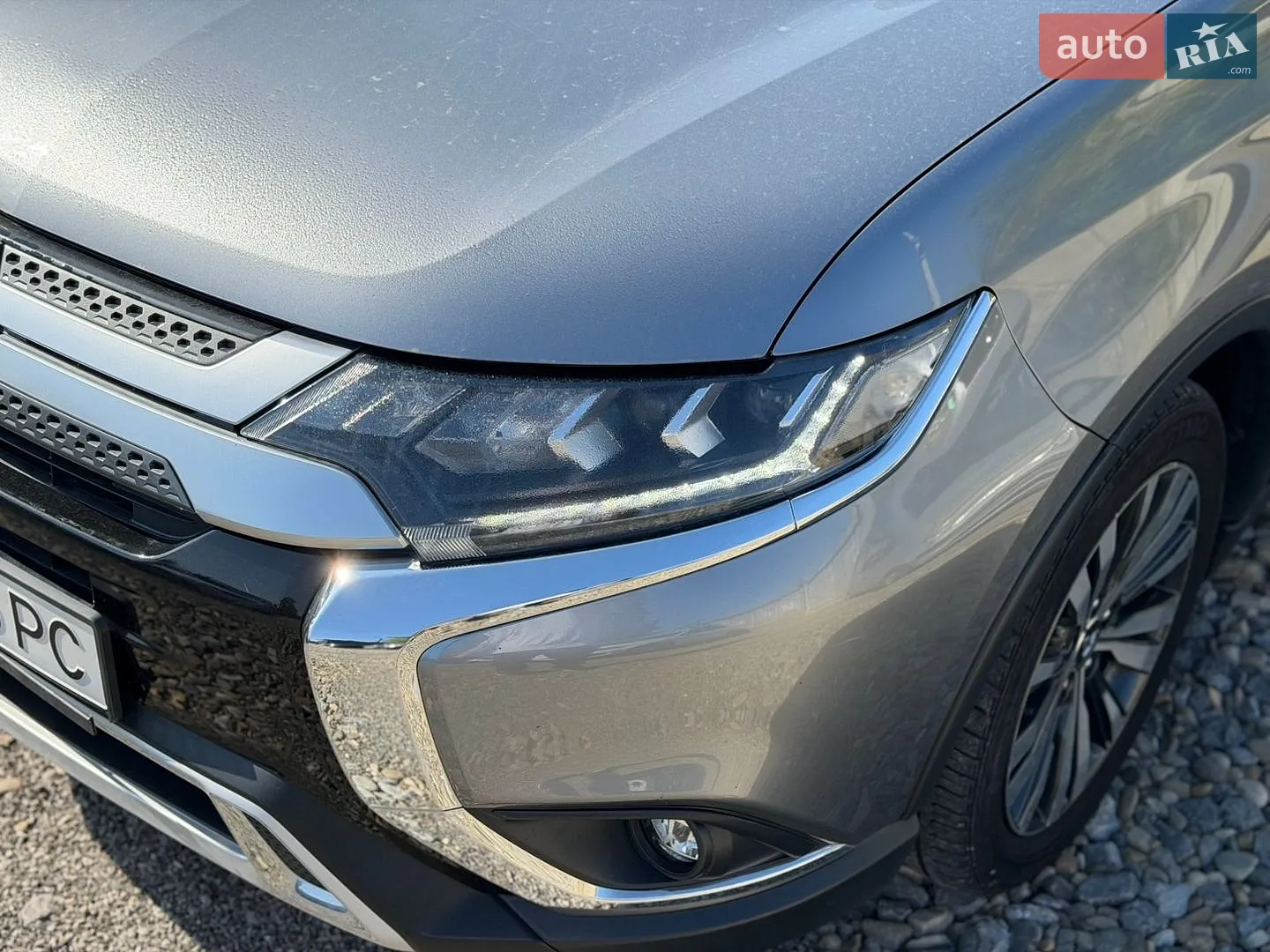 2019 Mitsubishi Outlander - мініатюра 10