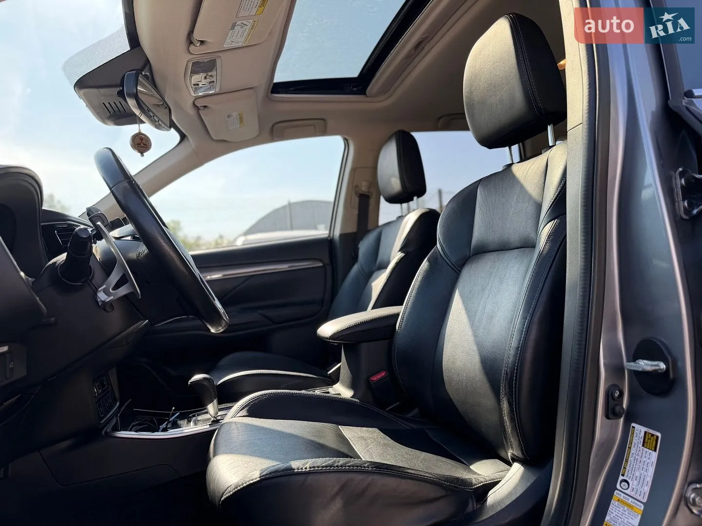 2019 Mitsubishi Outlander - мініатюра 21