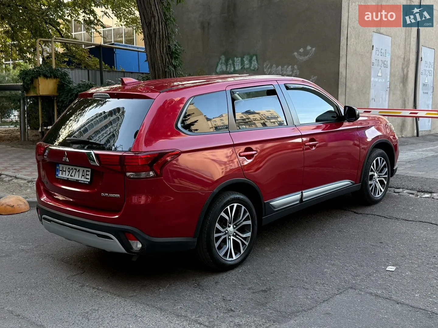2017 Mitsubishi Outlander - мініатюра 5