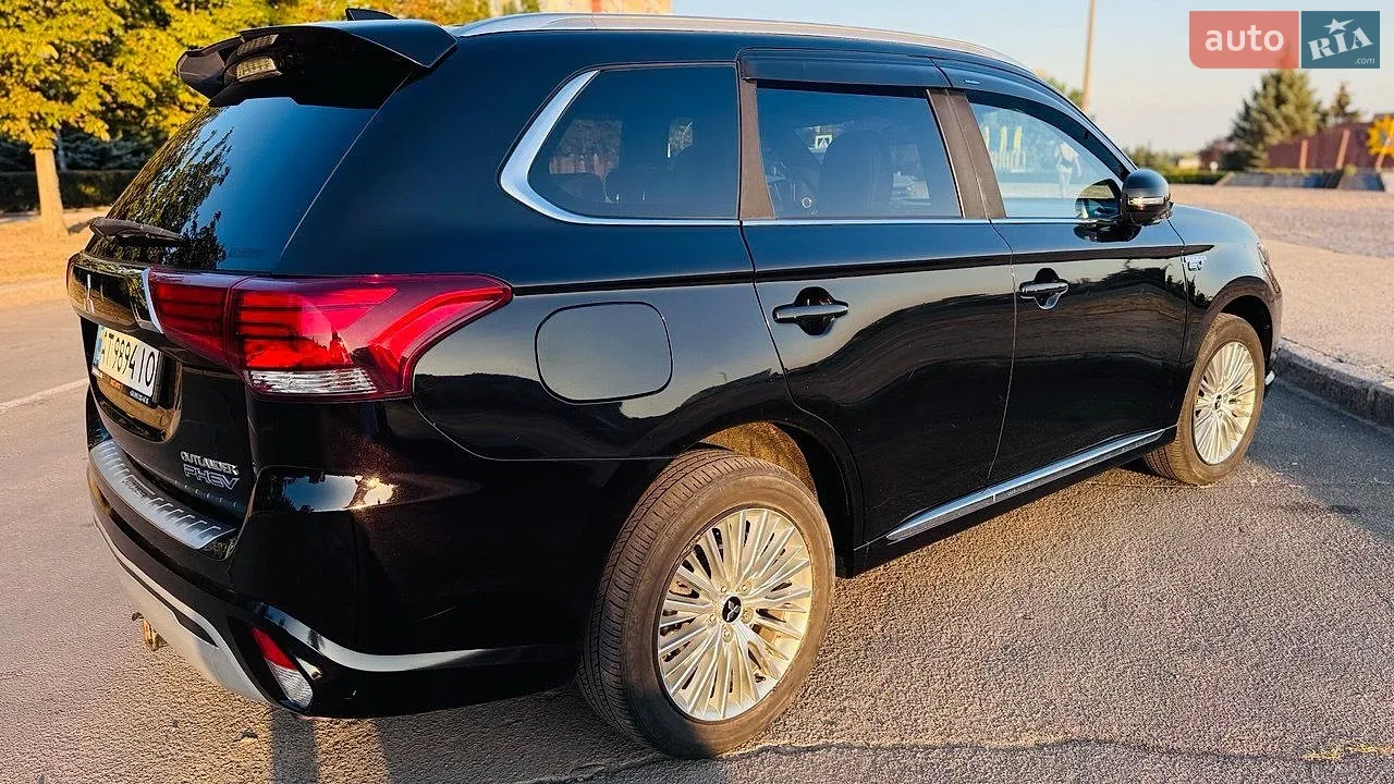 2019 Mitsubishi Outlander - мініатюра 14
