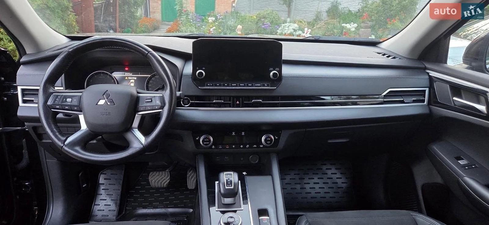 2022 Mitsubishi Outlander - мініатюра 11
