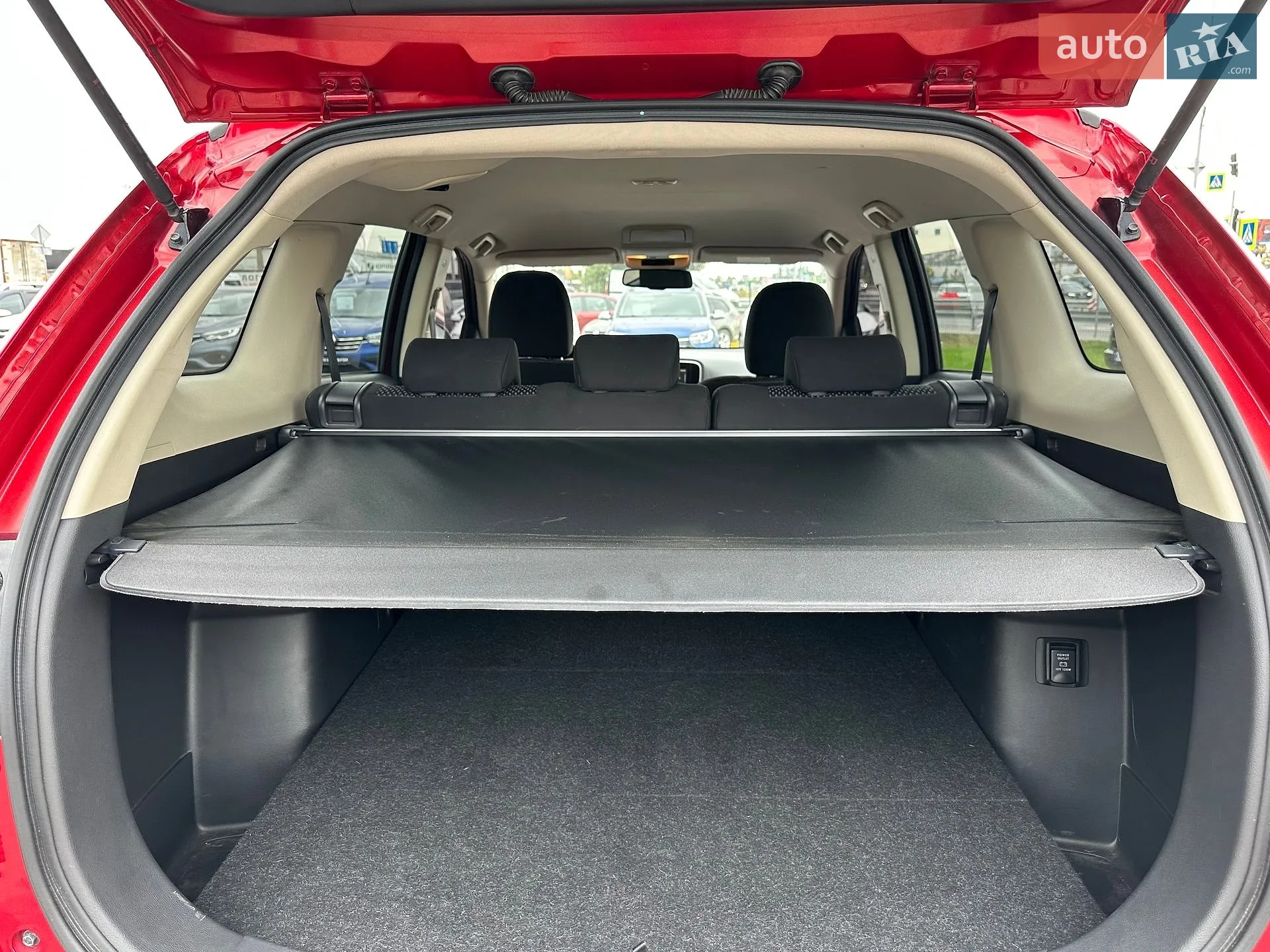 2020 Mitsubishi Outlander - мініатюра 10