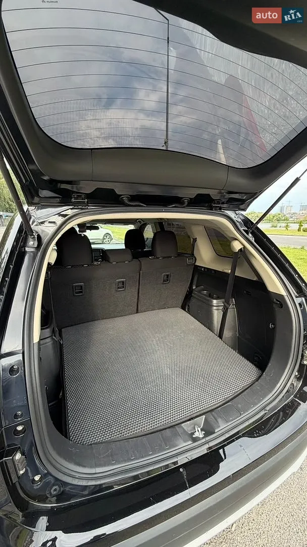 2015 Mitsubishi Outlander - мініатюра 15