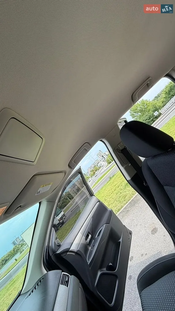 2015 Mitsubishi Outlander - мініатюра 48
