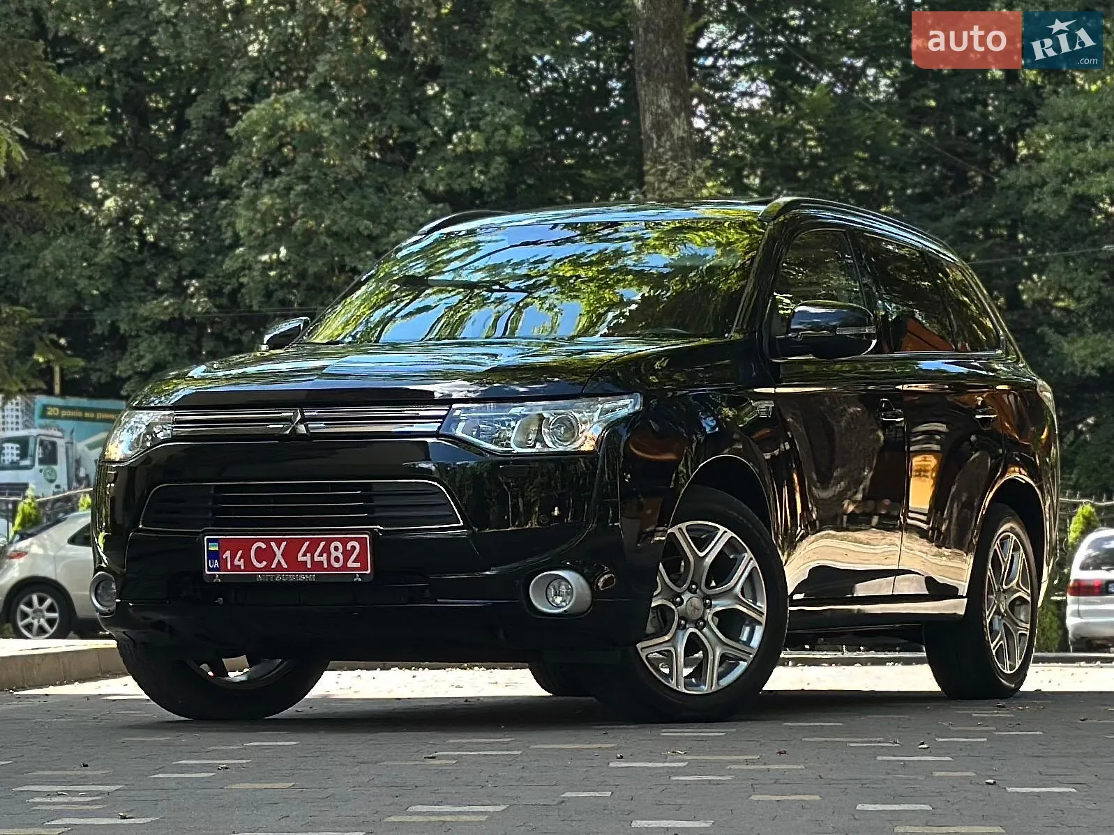 2015 Mitsubishi Outlander - мініатюра 16