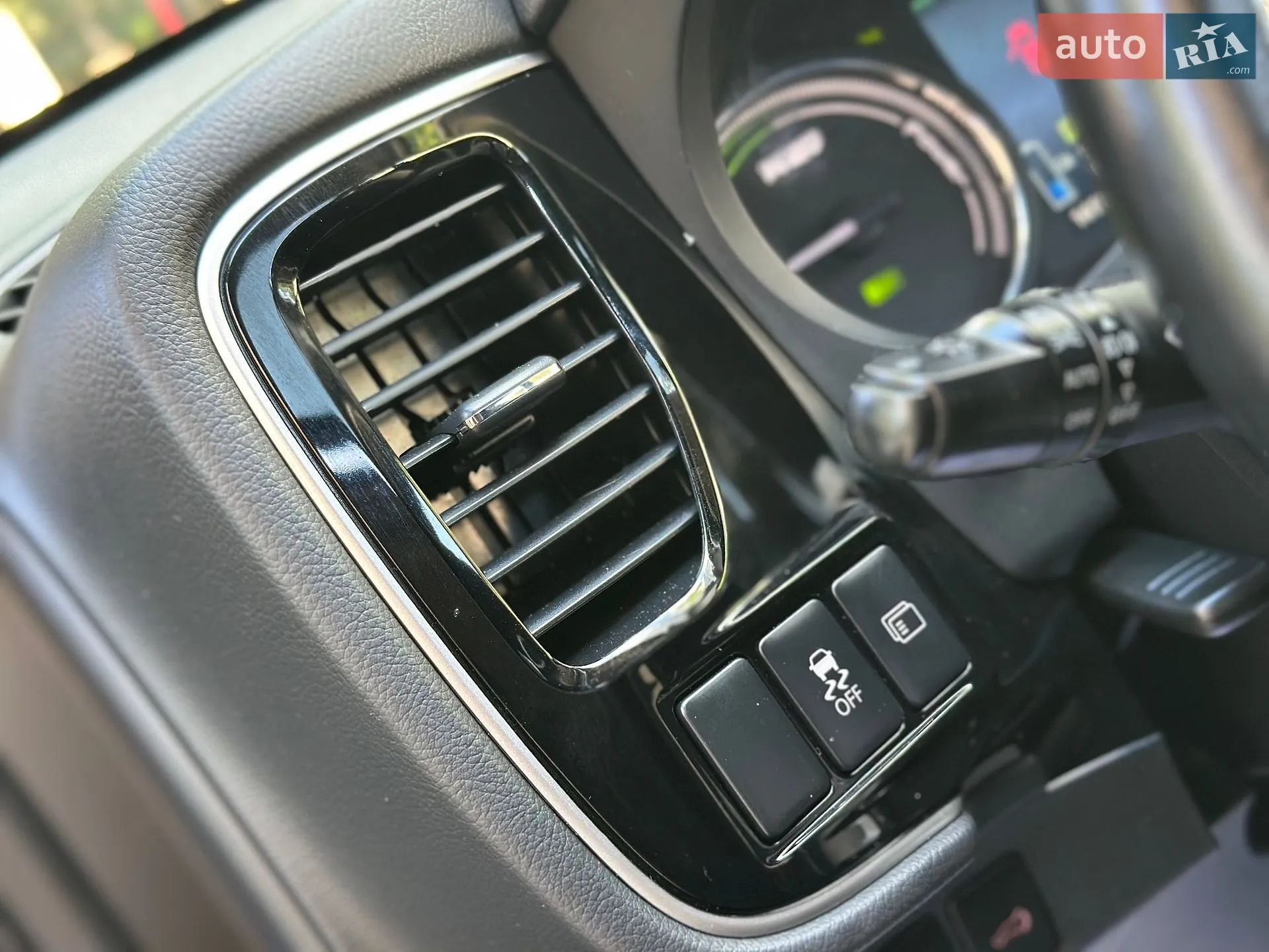 2015 Mitsubishi Outlander - мініатюра 53