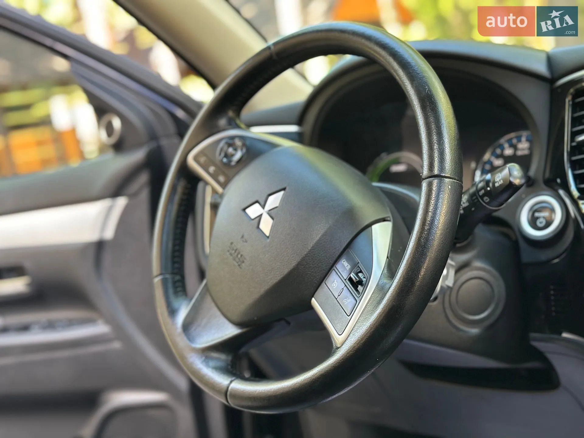 2015 Mitsubishi Outlander - мініатюра 77