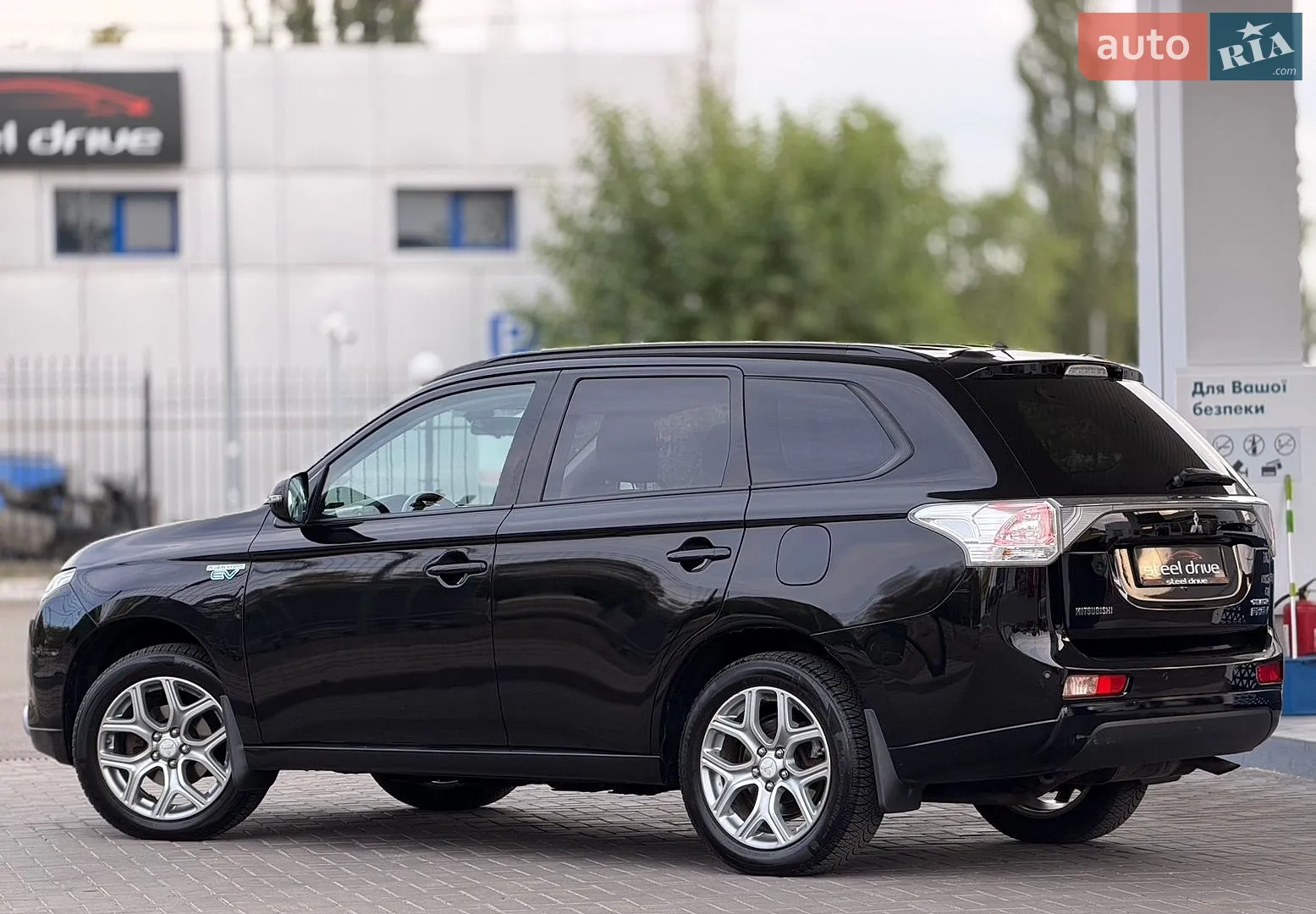 2014 Mitsubishi Outlander - мініатюра 8