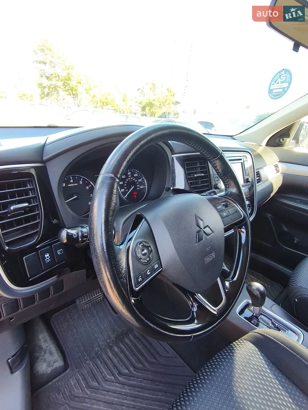 2015 Mitsubishi Outlander - мініатюра 11