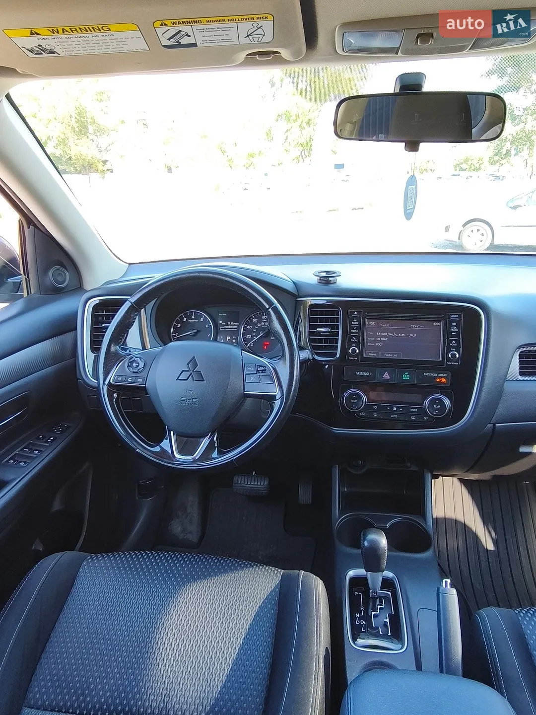 2015 Mitsubishi Outlander - мініатюра 19
