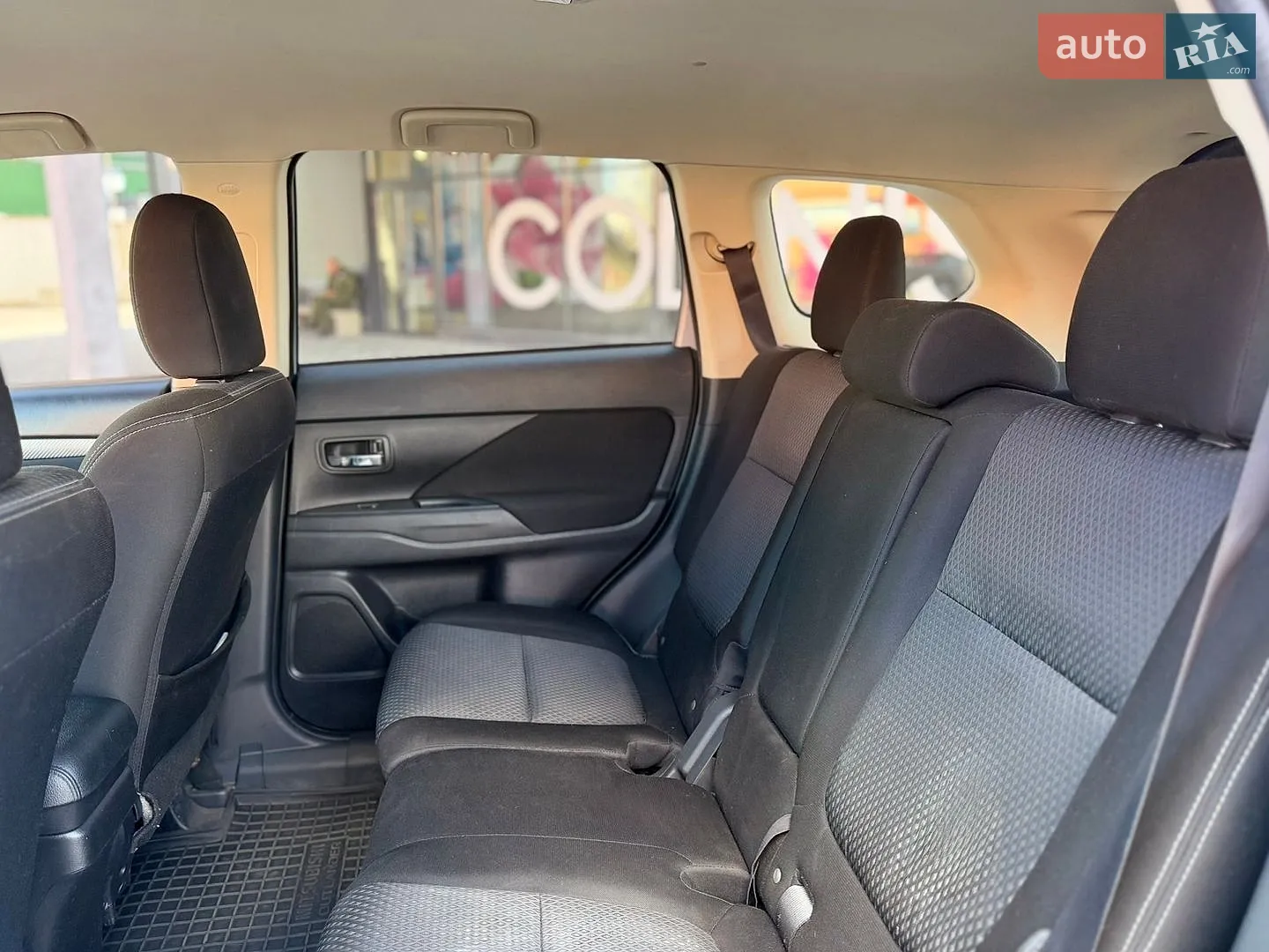 2015 Mitsubishi Outlander - мініатюра 17
