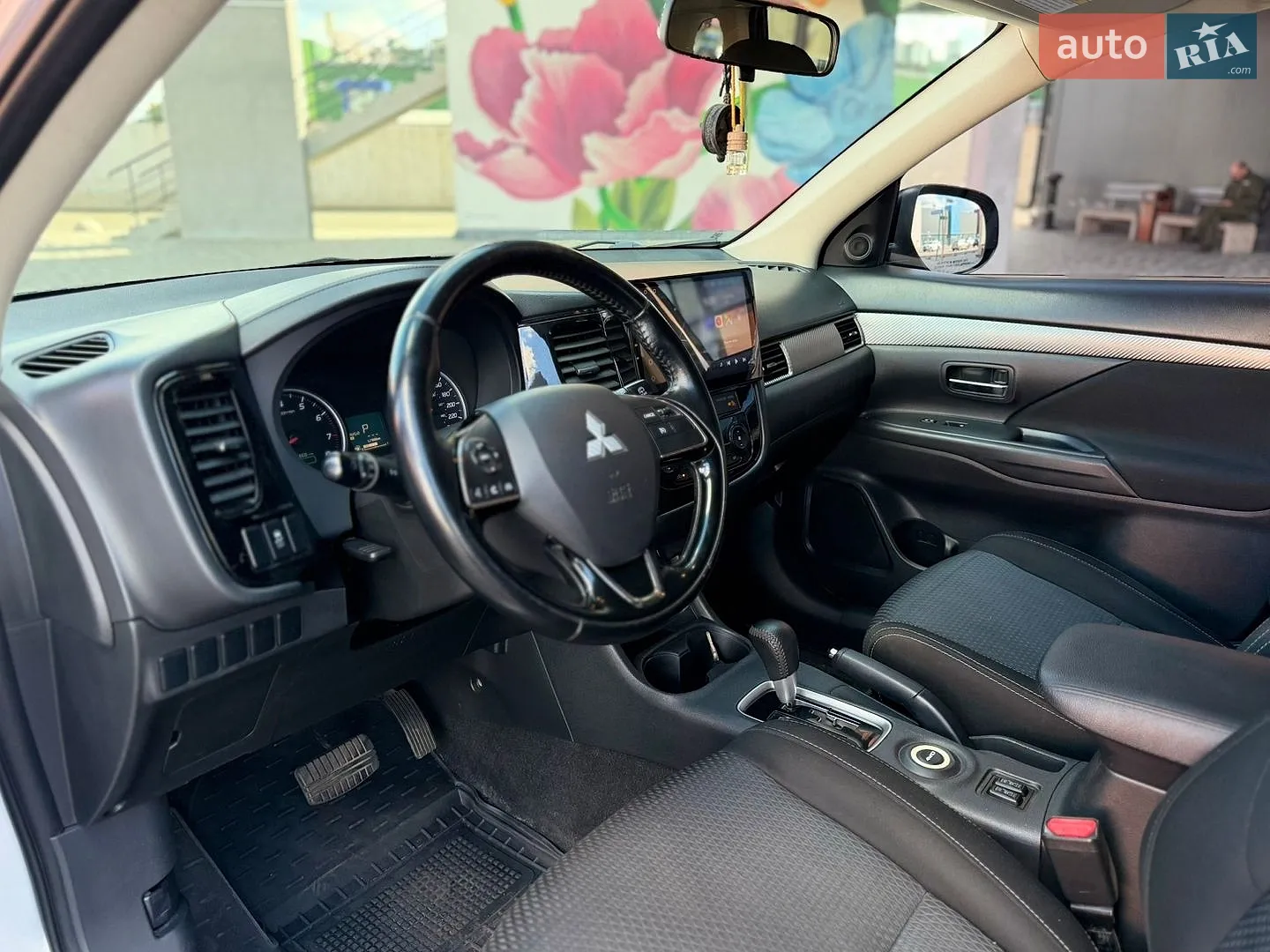2015 Mitsubishi Outlander - мініатюра 14