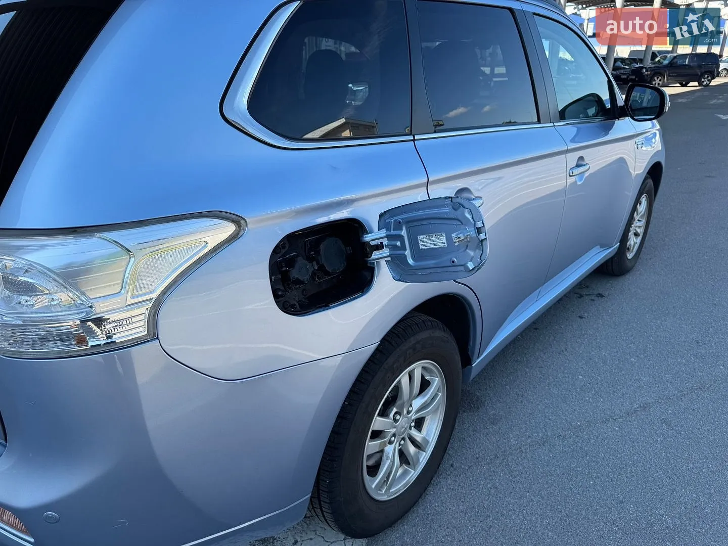 2014 Mitsubishi Outlander - мініатюра 4
