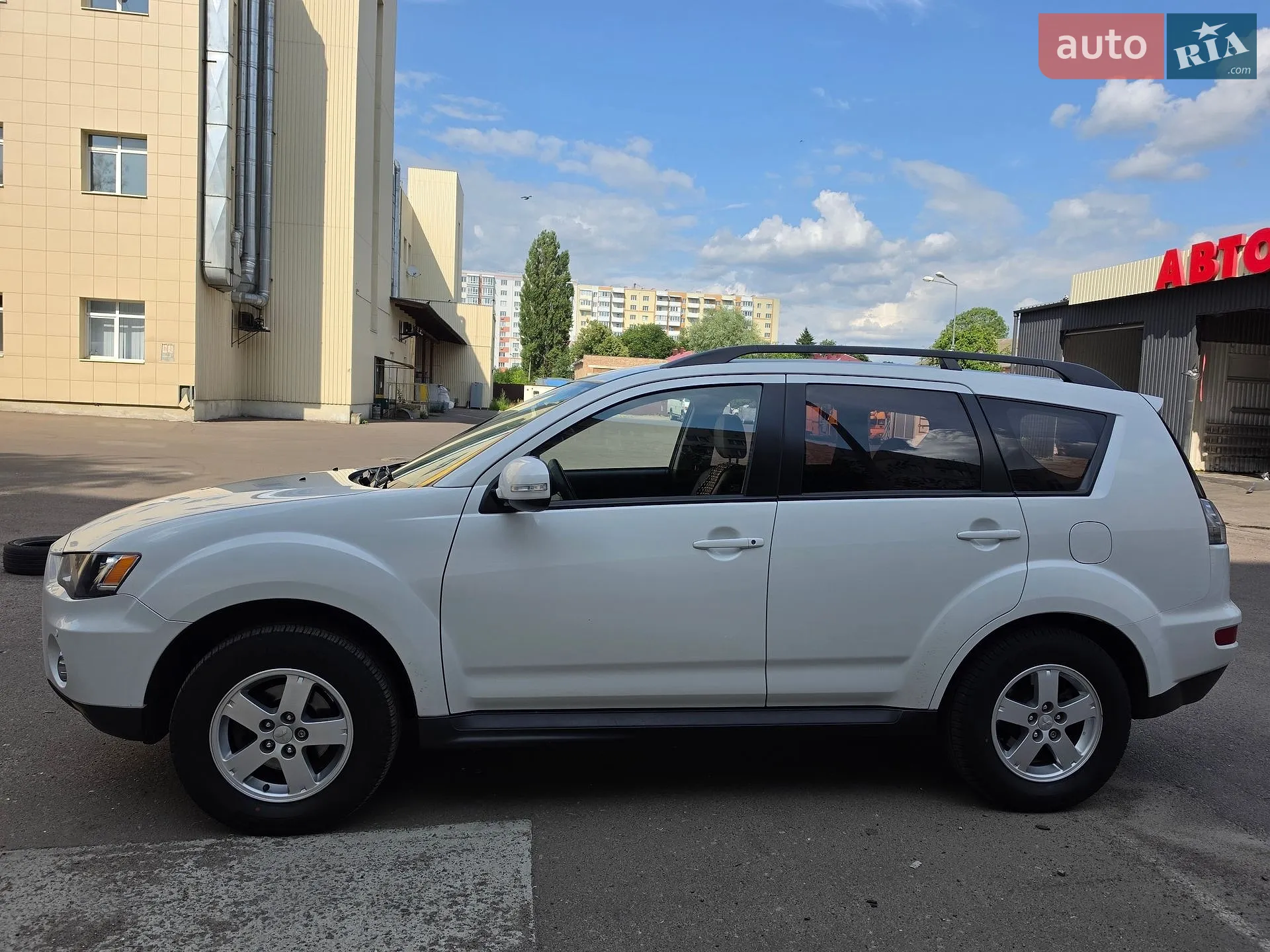 2012 Mitsubishi Outlander - мініатюра 2