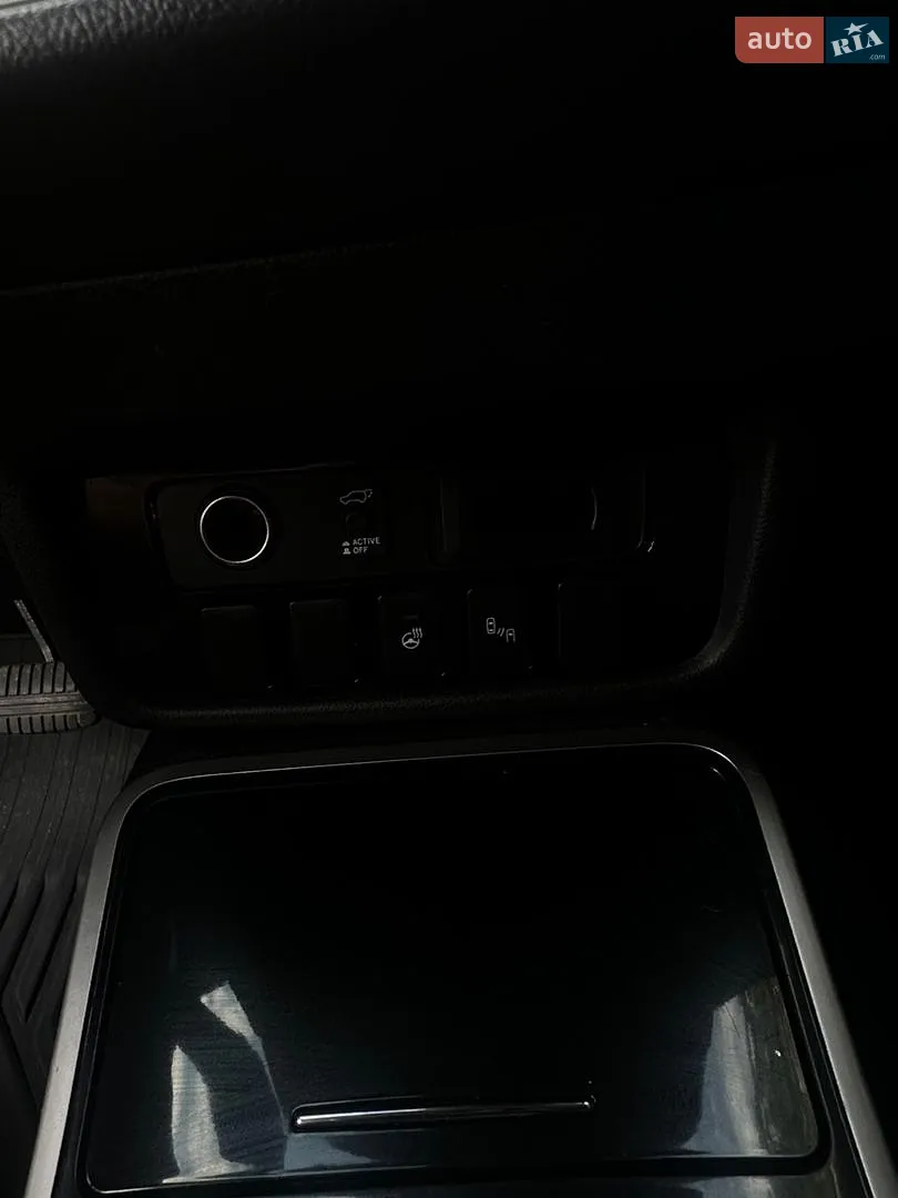 2018 Mitsubishi Outlander - мініатюра 22