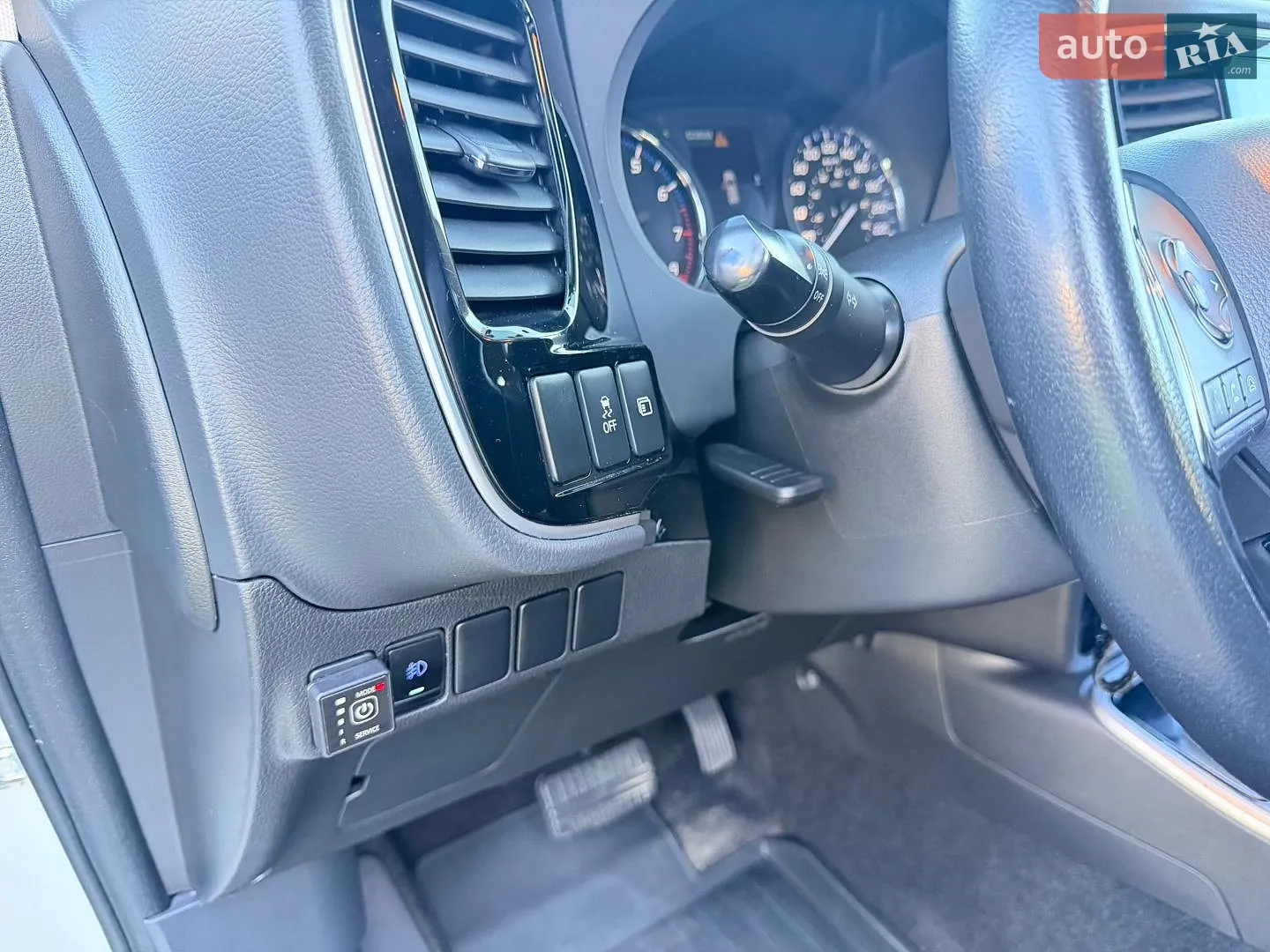 2019 Mitsubishi Outlander - мініатюра 15