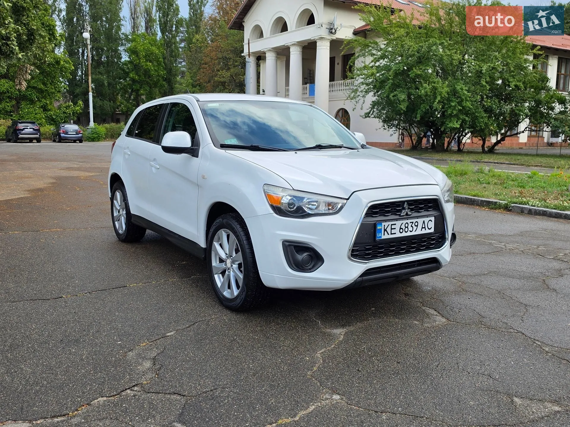 2015 Mitsubishi Outlander - фото 1