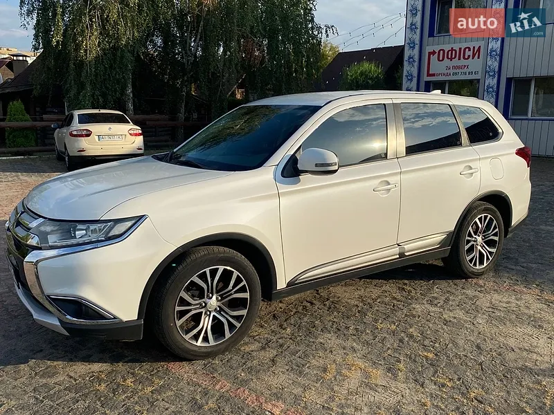 Mitsubishi Outlander