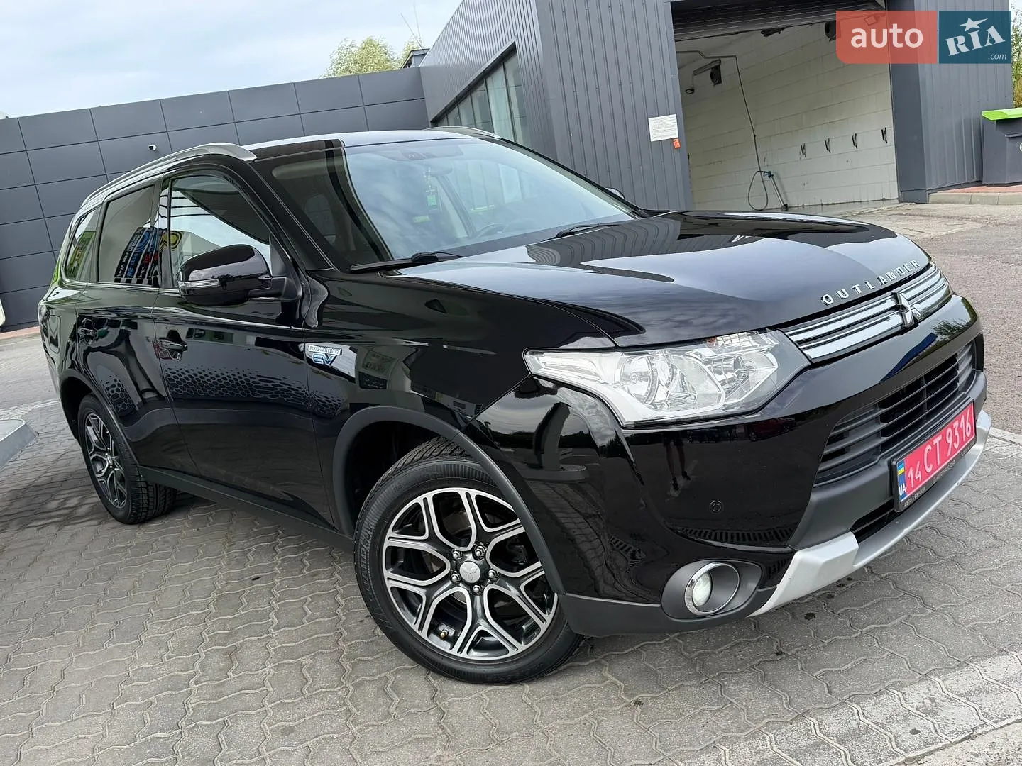 2015 Mitsubishi Outlander - мініатюра 7