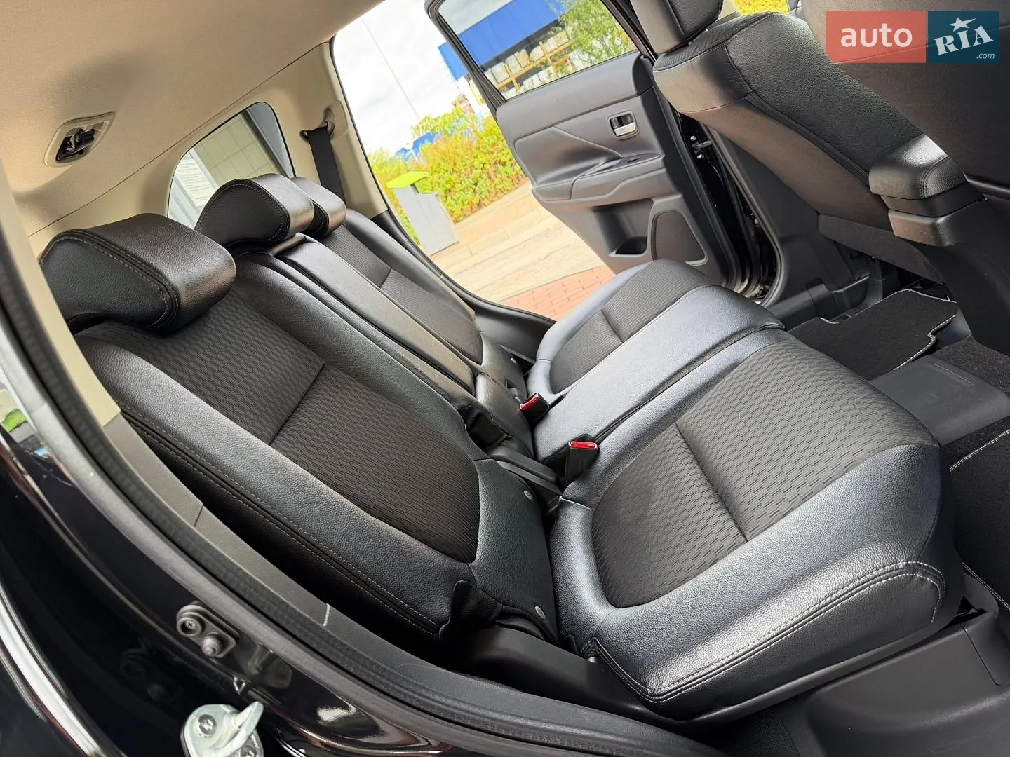 2015 Mitsubishi Outlander - мініатюра 112