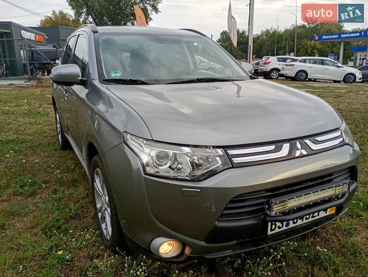 2012 Mitsubishi Outlander - мініатюра 16