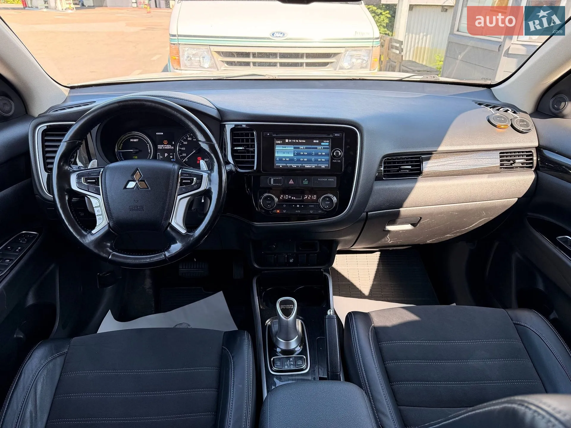 2016 Mitsubishi Outlander - мініатюра 13