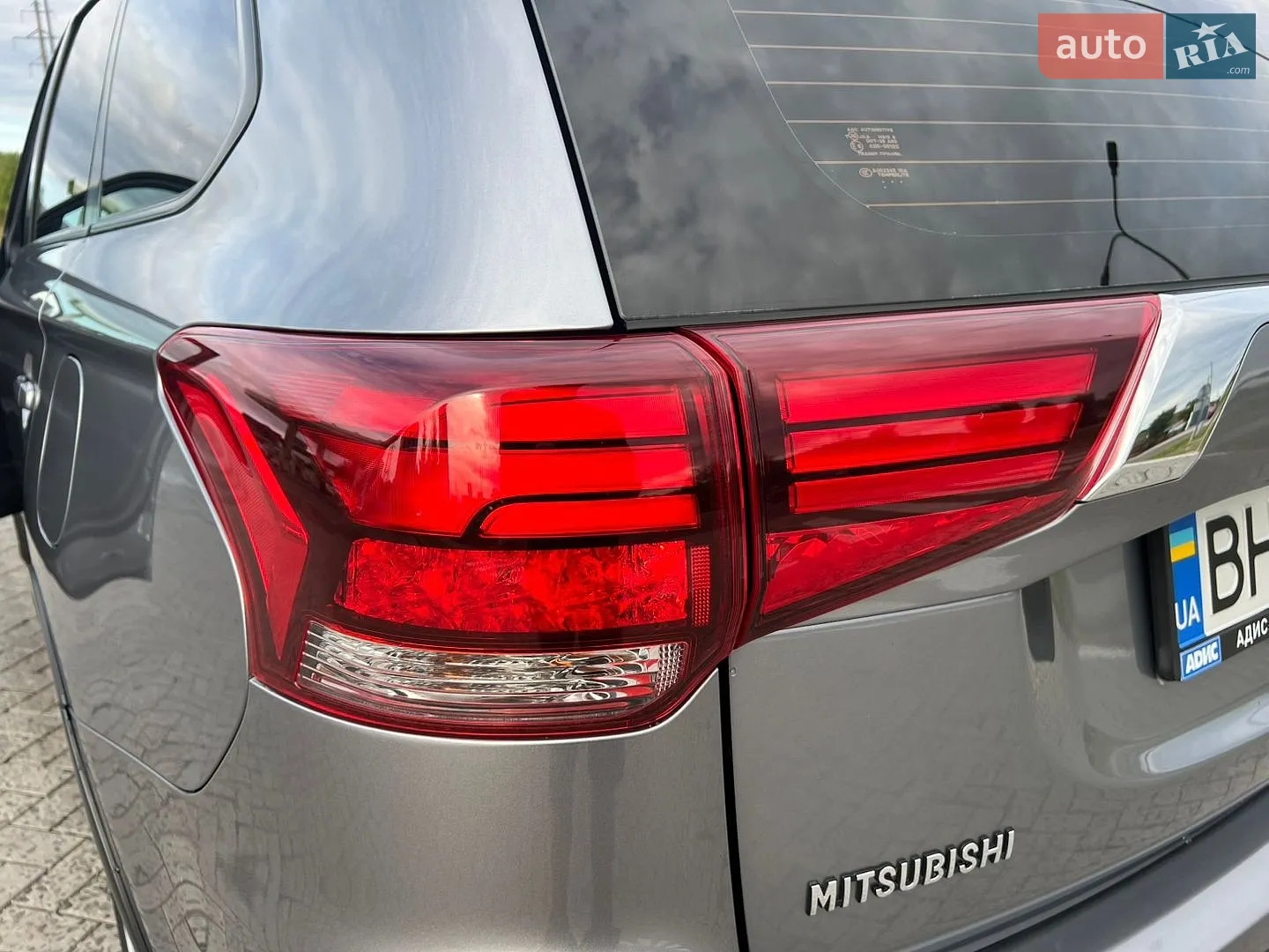 2017 Mitsubishi Outlander - мініатюра 23