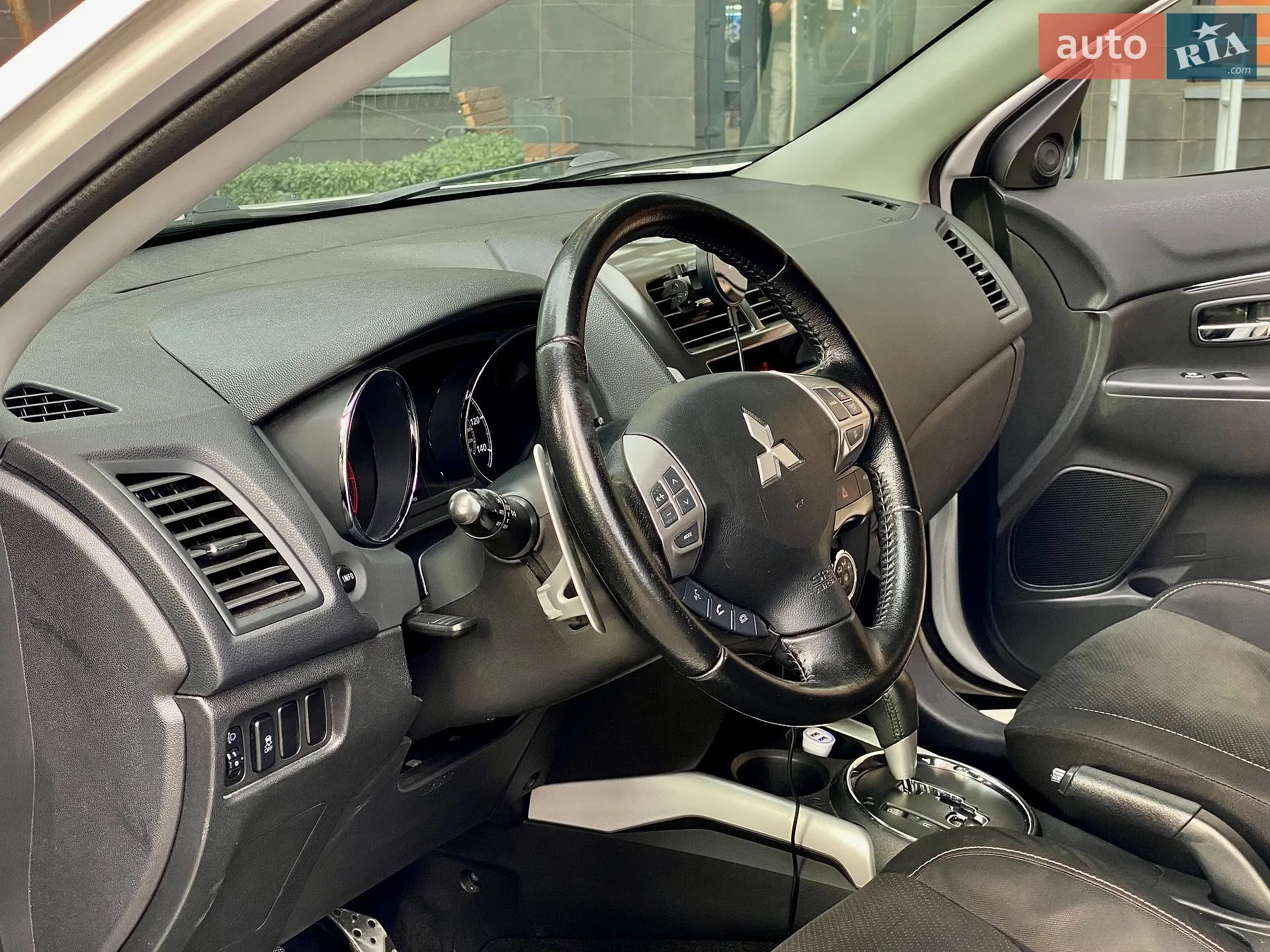 2013 Mitsubishi Outlander - мініатюра 39
