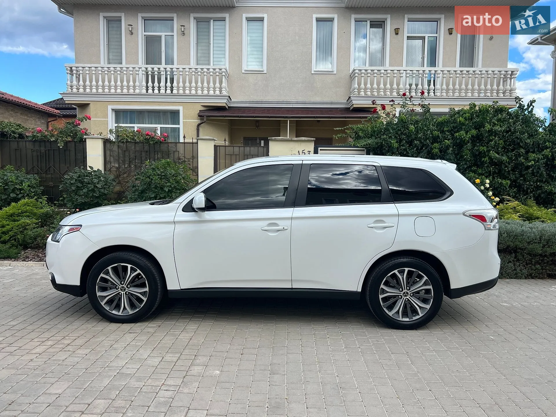 2013 Mitsubishi Outlander - мініатюра 4