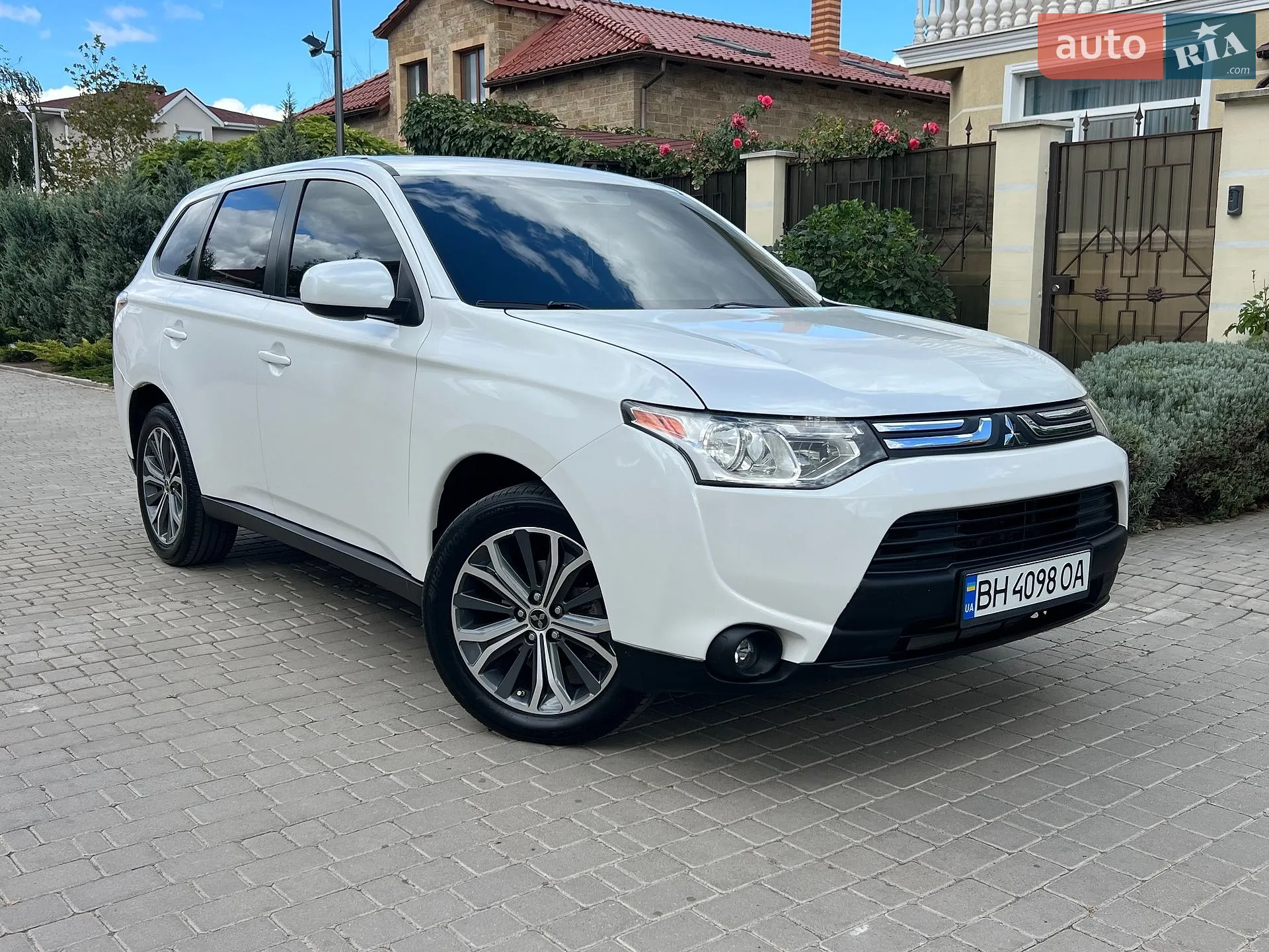 2013 Mitsubishi Outlander - мініатюра 29