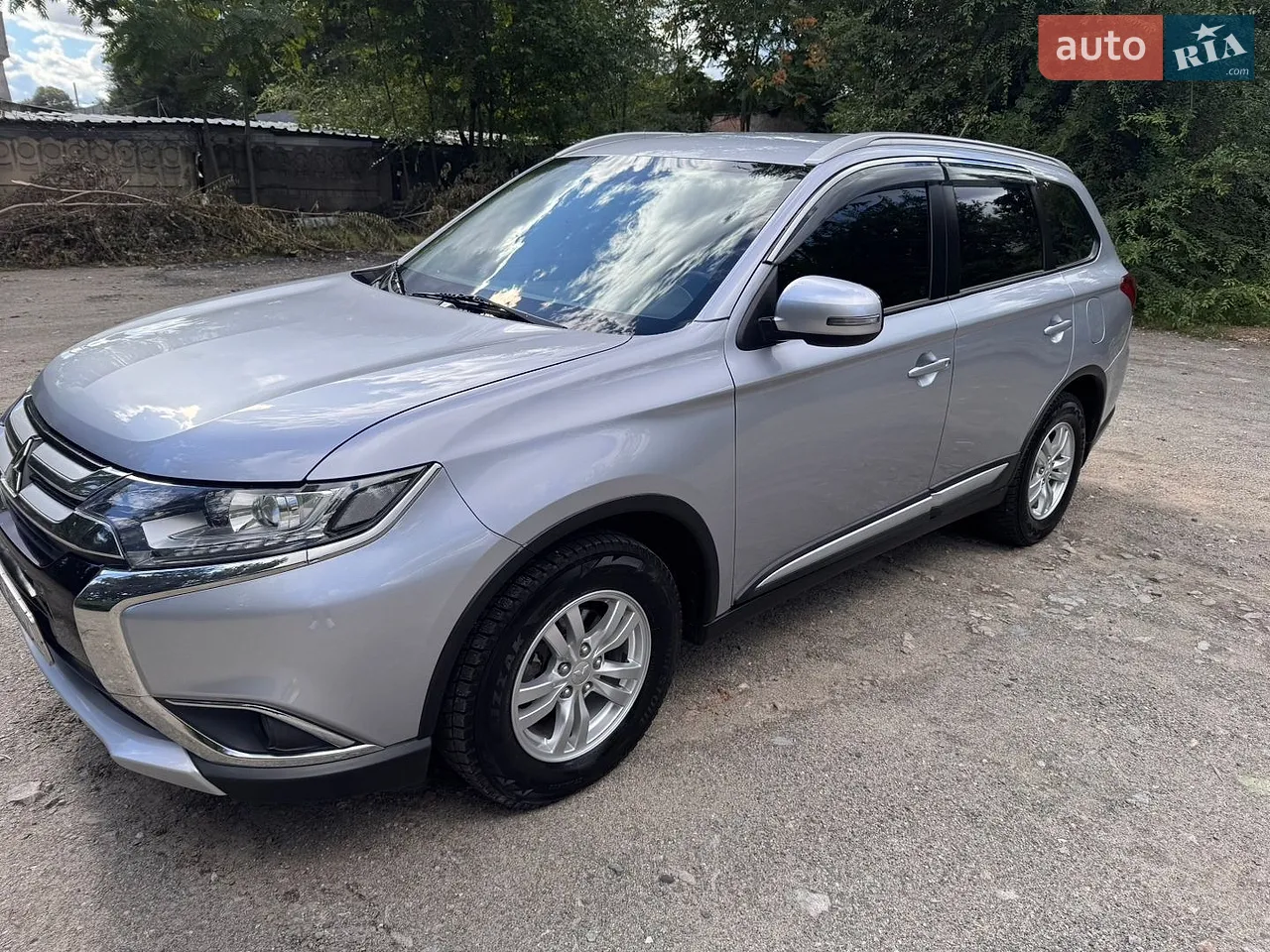 2015 Mitsubishi Outlander - мініатюра 18