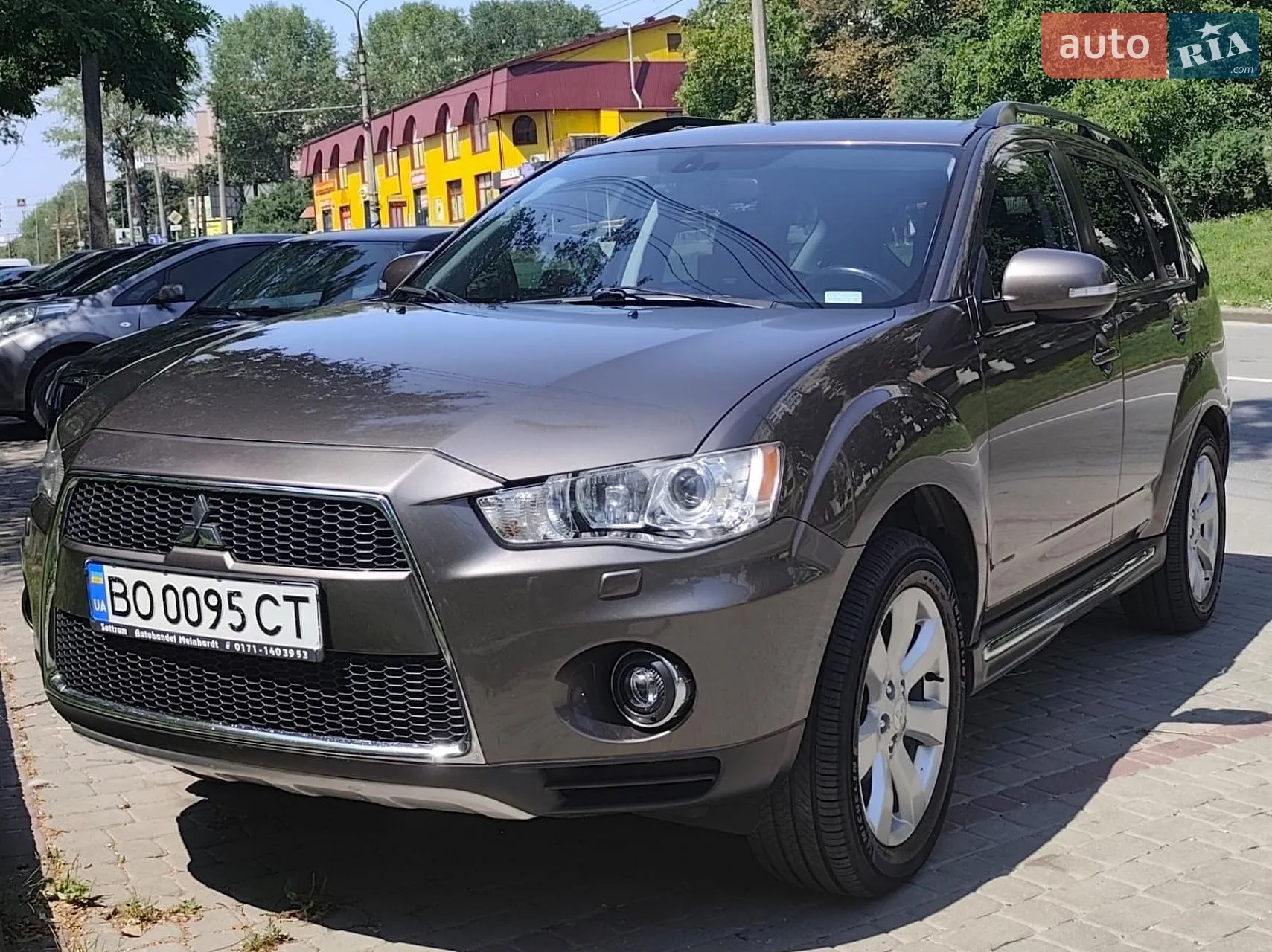 2010 Mitsubishi Outlander - мініатюра 2