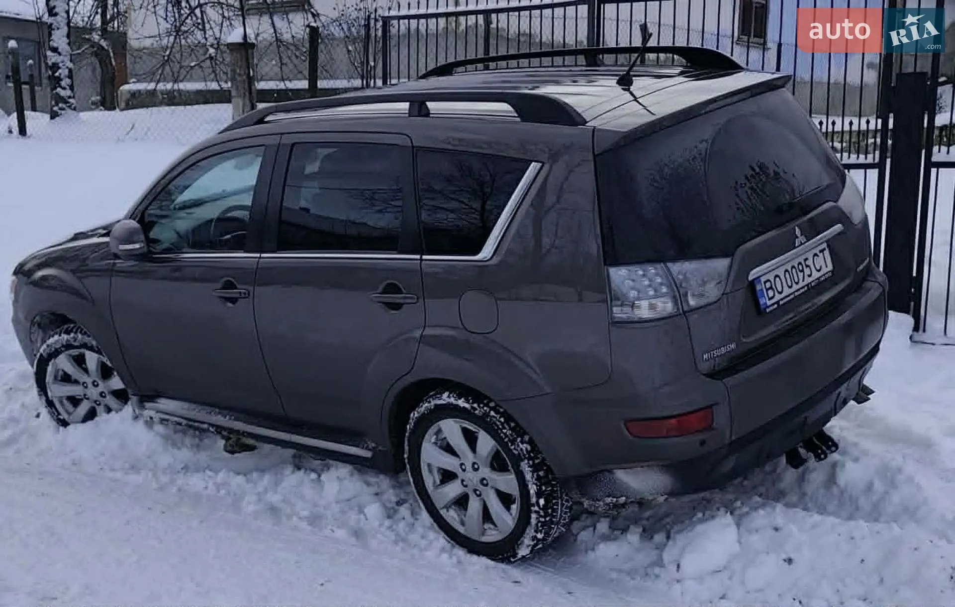 2010 Mitsubishi Outlander - мініатюра 11