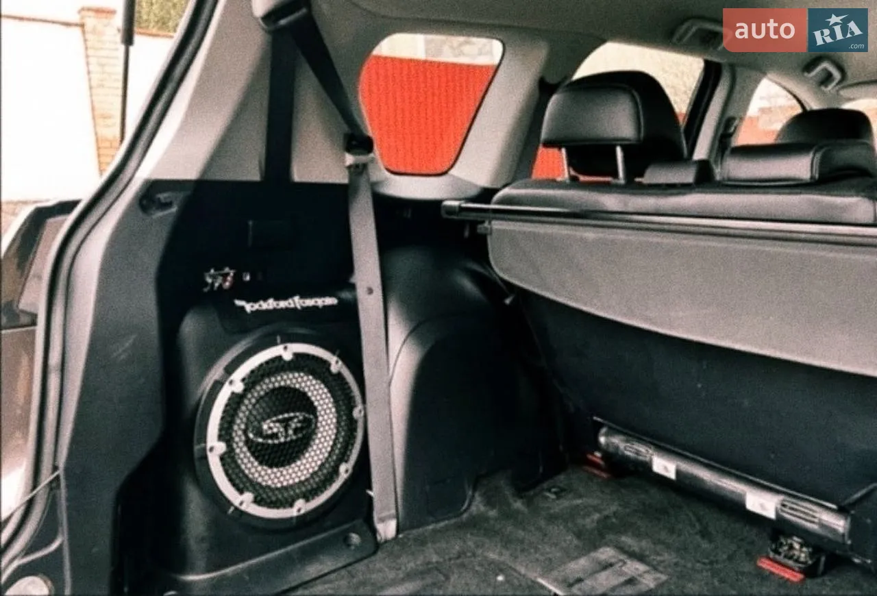 2010 Mitsubishi Outlander - мініатюра 15