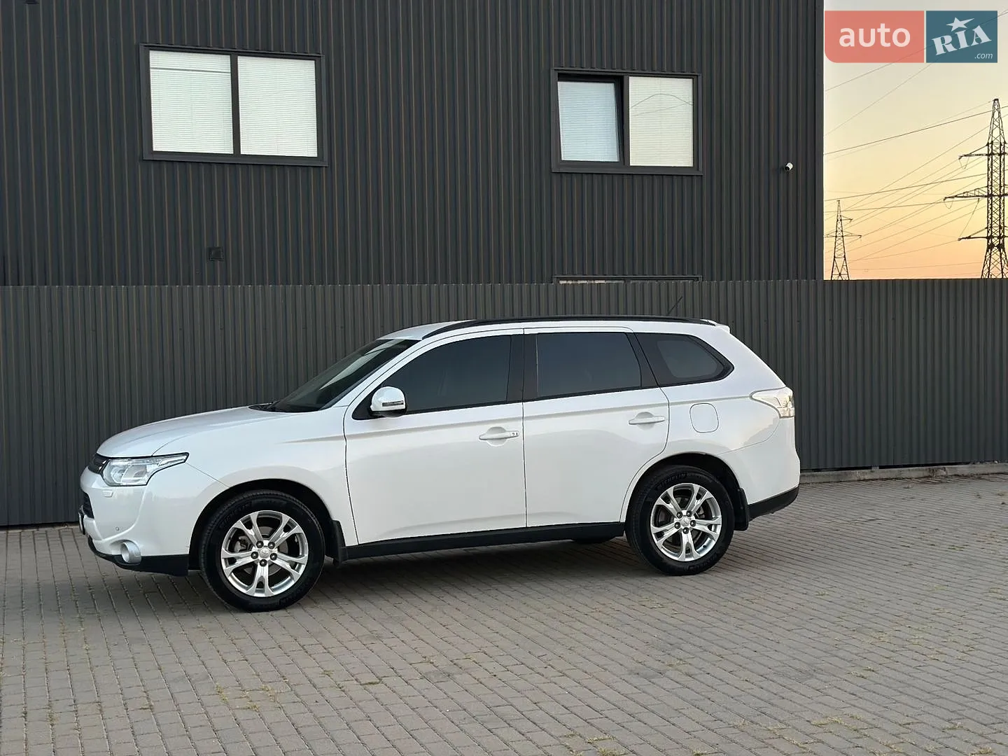 2013 Mitsubishi Outlander - мініатюра 4