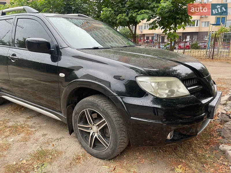 Mitsubishi Outlander