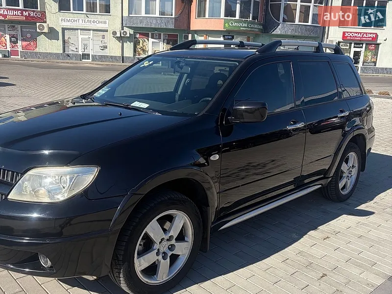 Mitsubishi Outlander
