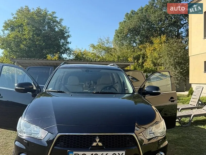 Mitsubishi Outlander