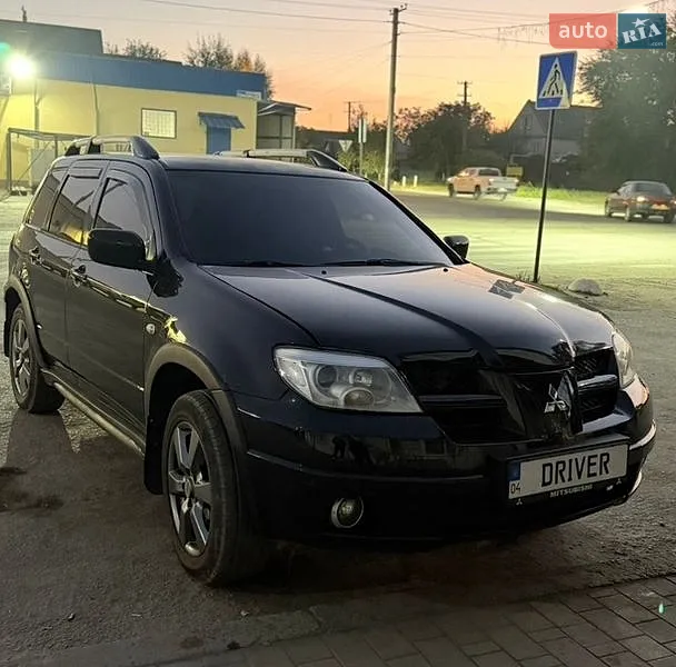Mitsubishi Outlander