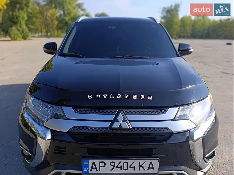 Mitsubishi Outlander 2020