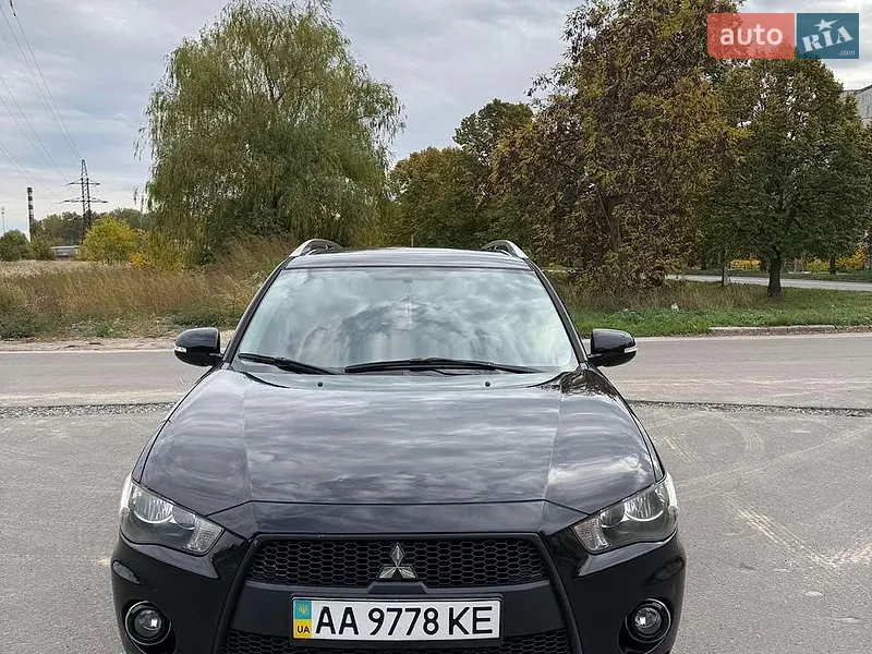 Mitsubishi Outlander
