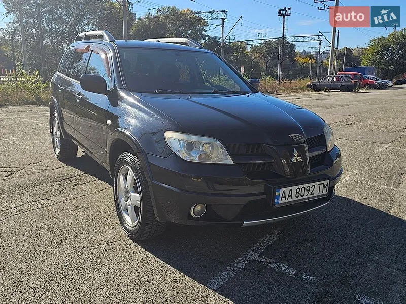 Mitsubishi Outlander