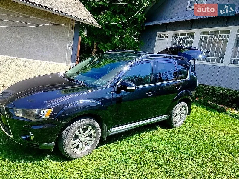 Mitsubishi Outlander