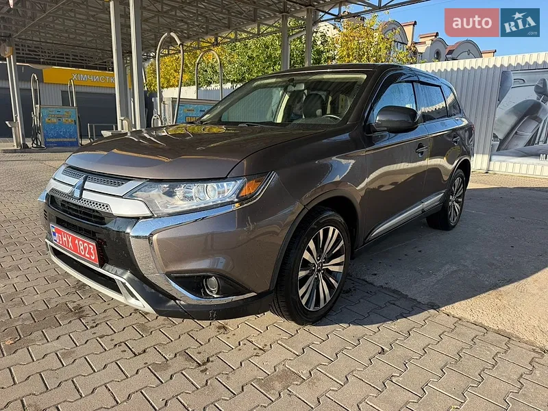 Mitsubishi Outlander 2019